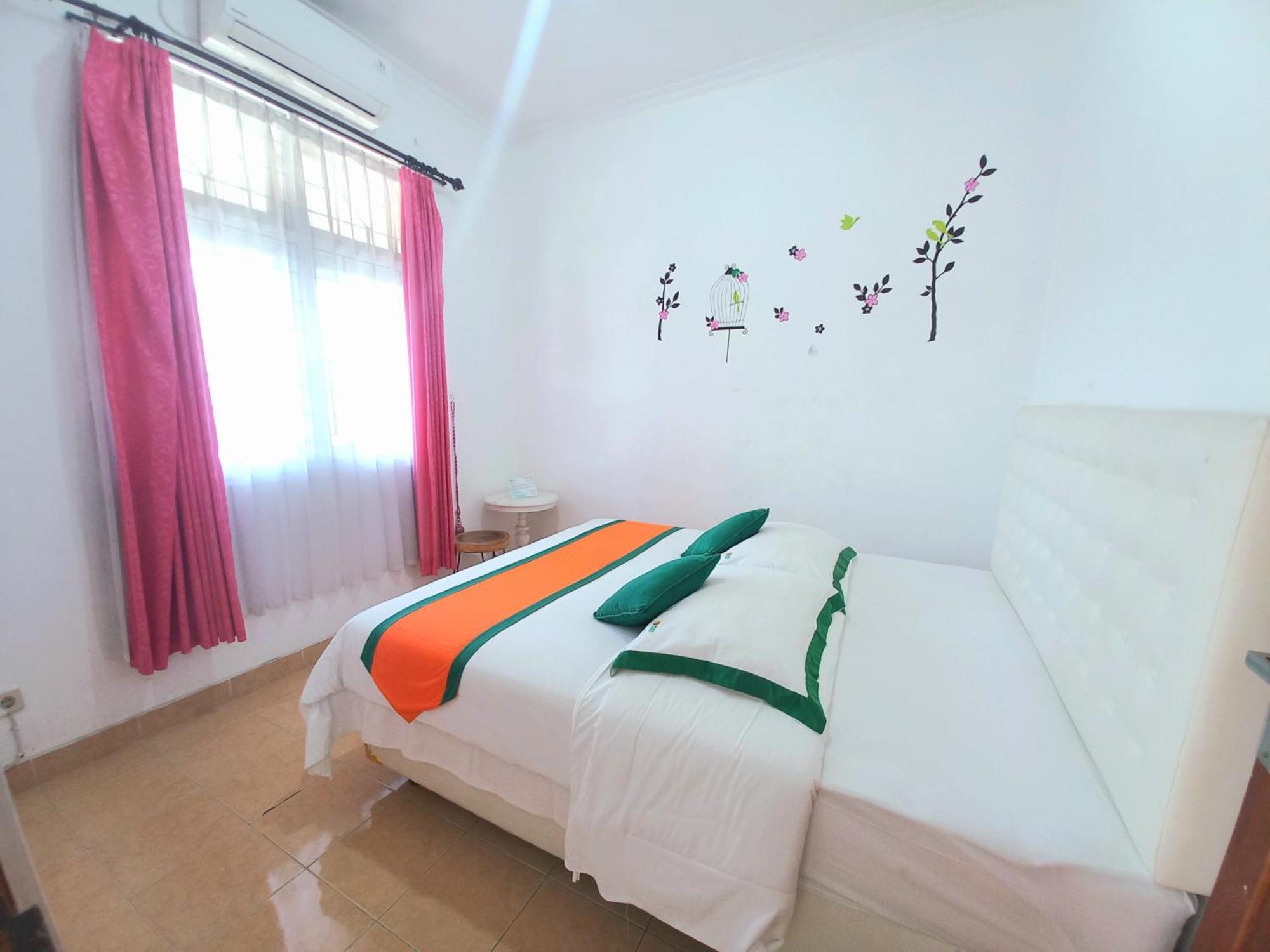Homestay Simply Homy Warungboto Dekat Gembiraloka ยอกยาการ์ตา ภายนอก รูปภาพ